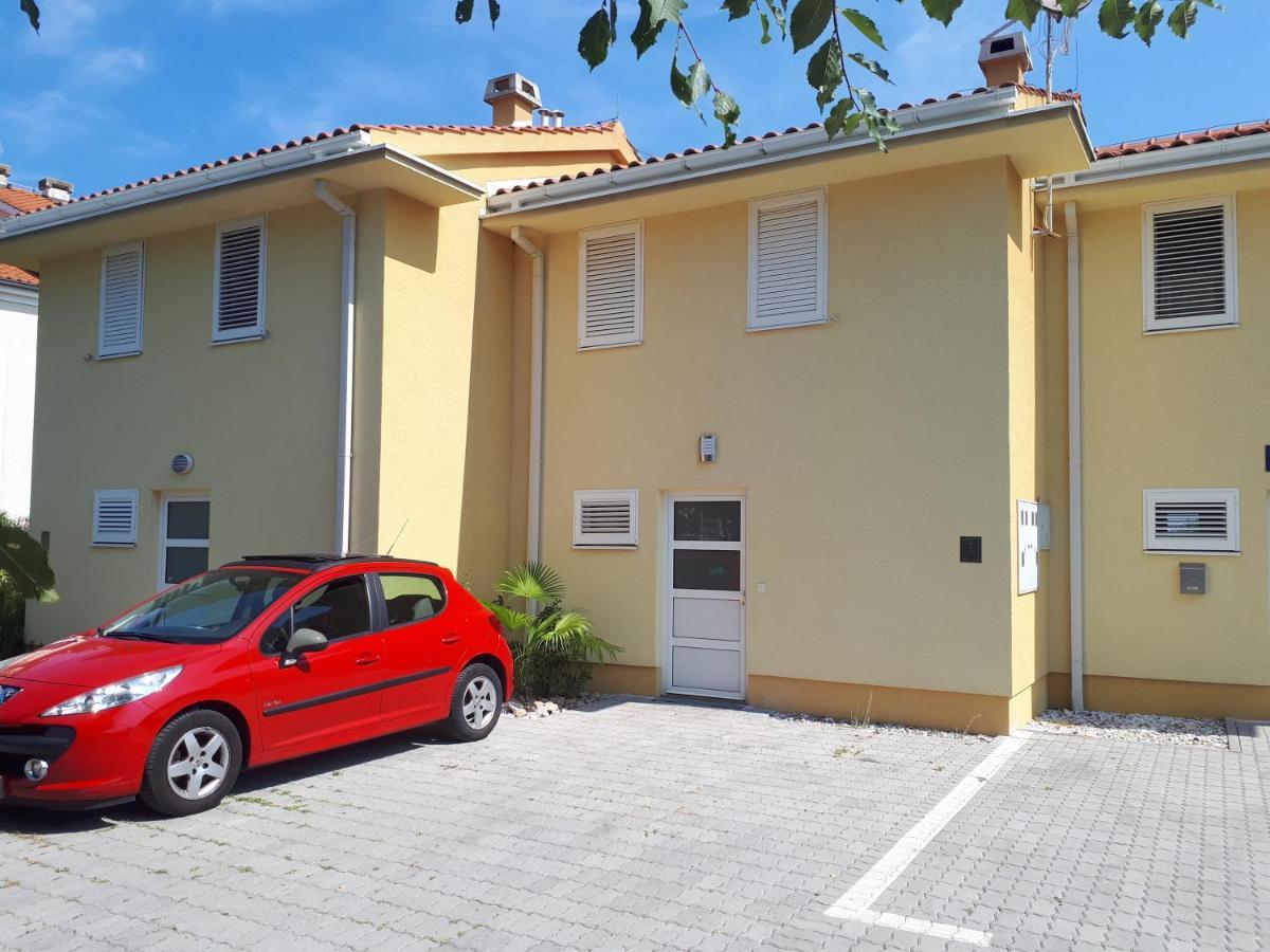 Apartment Betty Малинська Екстер'єр фото