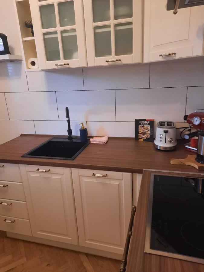 Apartment Betty Малинська Екстер'єр фото